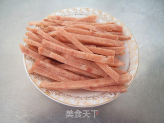 土豆丝拌火腿的做法步骤：6