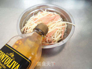 土豆丝拌火腿的做法步骤：10
