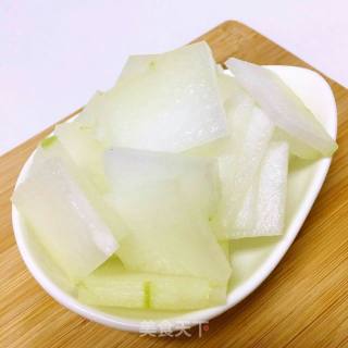 宝宝辅食:虾仁冬瓜汤的做法步骤：2