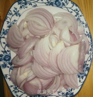 洋葱炒蛋的做法步骤：1