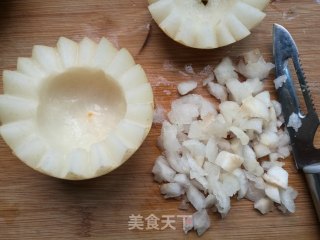 冰糖雪梨盅的做法步骤：5