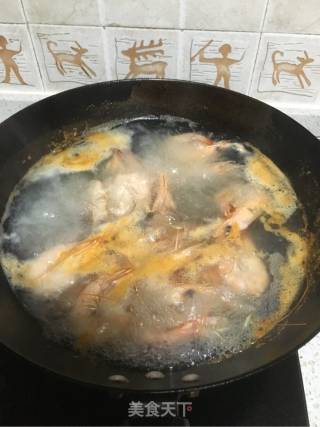 白灼大海虾的做法步骤：4