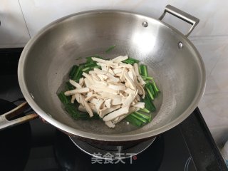 蒜苗辣豆腐的做法步骤：4