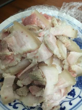 回锅肉的做法步骤：4