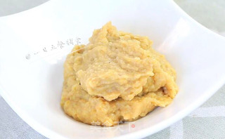 板栗糕 宝宝辅食，低筋面粉+ 玉米淀粉+鸡蛋的做法步骤：4