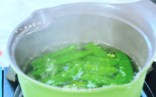 荷兰豆芦笋浓汤的做法步骤：3