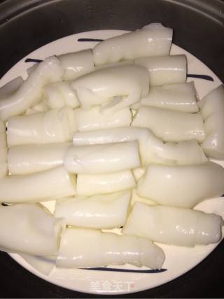豆士蒸猪肠粉的做法步骤：1