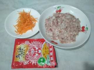 清蒸榨菜肉丸的做法步骤：1