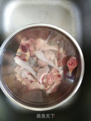 鸡汤的做法步骤：1