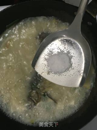 鲫鱼豆腐汤的做法步骤：7