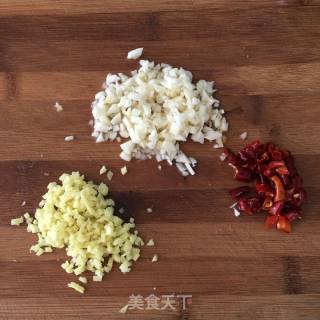 咸肉烧冬瓜的做法步骤：3