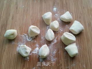 生煎瓜皮馅肉包子的做法步骤：6
