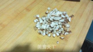 电压力锅版皮蛋瘦肉粥的做法步骤：2