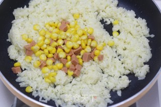 茄汁蛋包饭的做法步骤：4