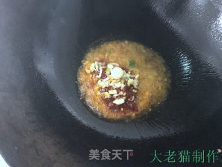 回锅肉的做法步骤：4
