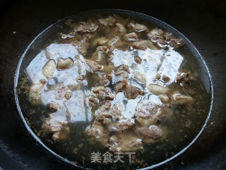 辣子鸭的做法步骤：2