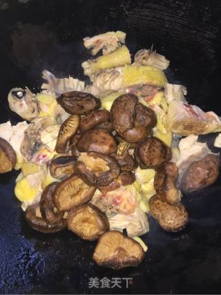冬菇焖鸡的做法步骤：5