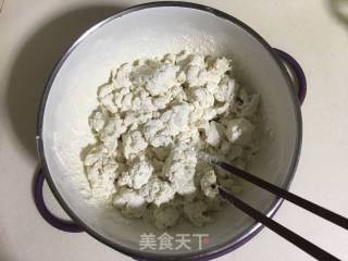 䓤油手撕饼的做法步骤：1