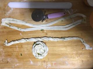 䓤油手撕饼的做法步骤：12