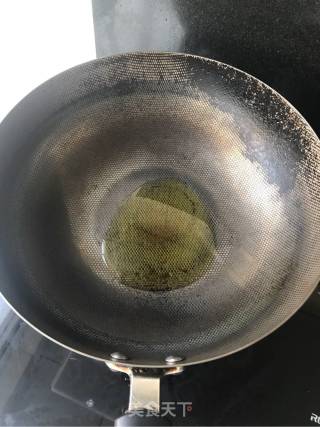 西红柿鸡蛋土豆面片的做法步骤：3