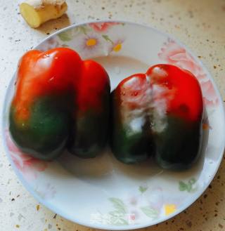 圆椒炒肉片的做法步骤：1