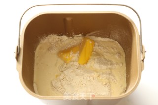 一键式整形面包的做法步骤：1
