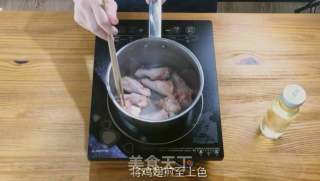 嘿！红烧鸡翅，你有寿喜锅freestyle吗？的做法步骤：1