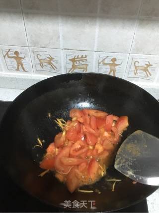 西红柿金针菇汤的做法步骤：3