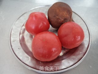 番茄烩红薯粉的做法步骤：2