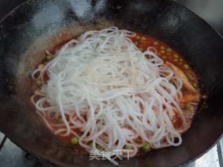 番茄烩红薯粉的做法步骤：11