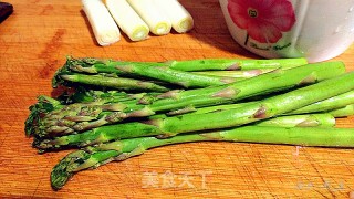 芦笋烩鸡片的做法步骤：3