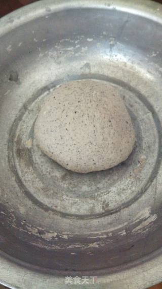 芝麻卷肉包的做法步骤：4