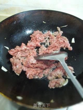 土司包披萨的做法步骤：2