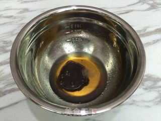 高颜值的广式月饼的做法步骤：3