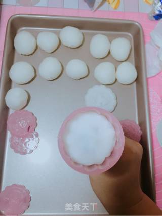 冰皮月饼 新手简单的做法步骤：3