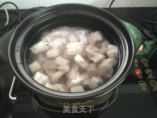 南乳烧肉的做法步骤：3