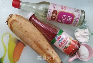 糖醋莲菜的做法步骤：1