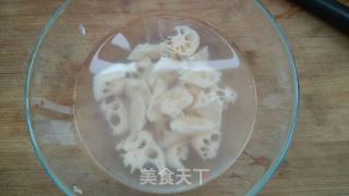 糖醋莲菜的做法步骤：3