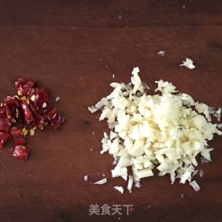 蒜香西兰花土豆片的做法步骤：3