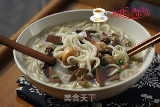鸭血粉丝汤的做法步骤：10