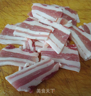 肉片炒菜花的做法步骤：2