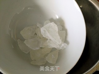 冰糖红枣银耳汤的做法步骤：6