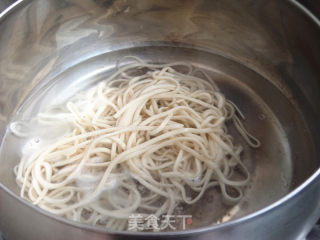 豆豉瓜皮酱拌面的做法步骤：8