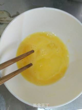西红柿鸡蛋面的做法步骤：2