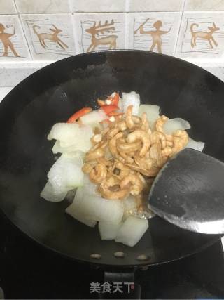 冬瓜炒大虾的做法步骤：6