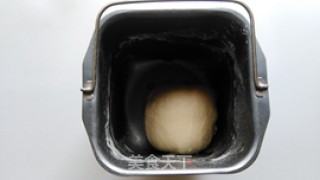 豆沙刀切小面包的做法步骤：2