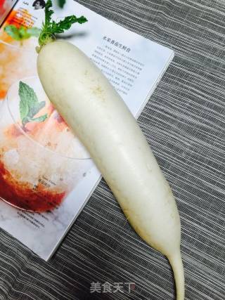 鲫鱼白萝卜汤的做法步骤：2