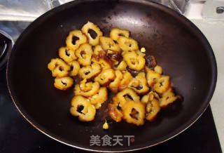 海参烩蜜豆的做法步骤：5
