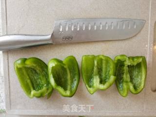 杂炒秋葵（洋葱胡萝卜青椒炒鸡蛋）的做法步骤：9