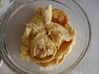 杂炒秋葵（洋葱胡萝卜青椒炒鸡蛋）的做法步骤：15